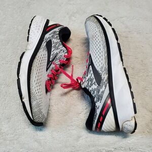 Brooks White Black‎ Pink Lace Exercise Running Workout Sneakers Shoes Women 10